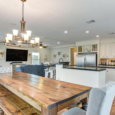 Large Group Gulf Retreat, Steps To Surfside Beach! Екстериор снимка