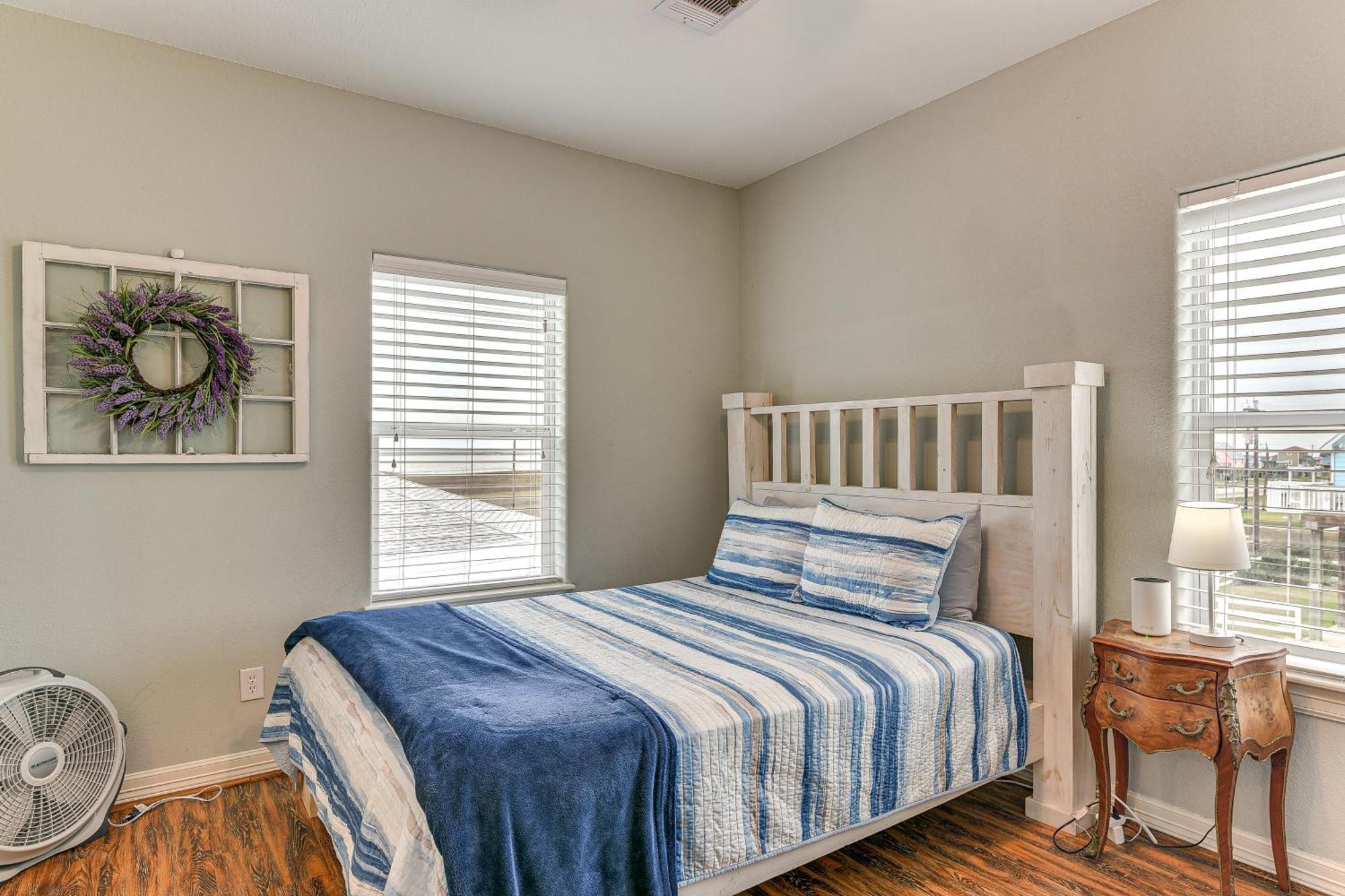 Large Group Gulf Retreat, Steps To Surfside Beach! Екстериор снимка